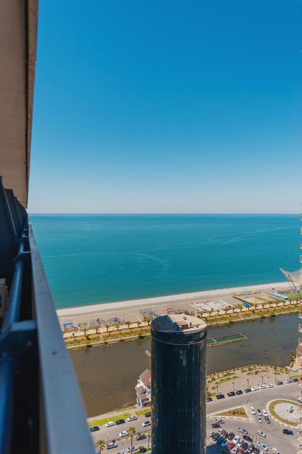Orbi City Suites Batumi Exterior foto